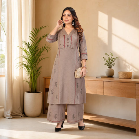 Brown beige | front
