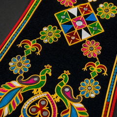 Black | Mor Kali