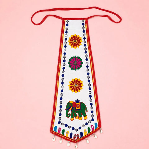 White | Rynoka Hathi Kali kamarbandh for girls in – flat lay